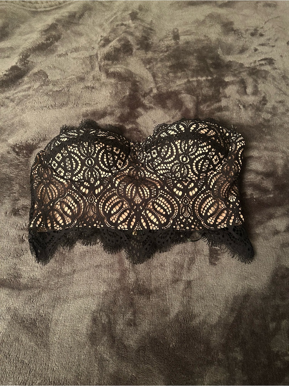 Nasty Gal Black Lace Strapless Bandeau Bralette NWT